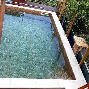 Hébergement de vacances Bas De Larcher Avec Piscine, Le Marin